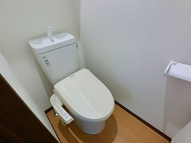 ウォシュレット付トイレ