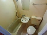 お風呂とトイレが同室のユニットバス